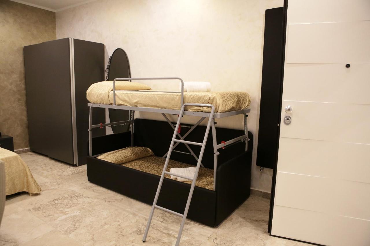 Jadore Monic Rzym Zewnętrze zdjęcie